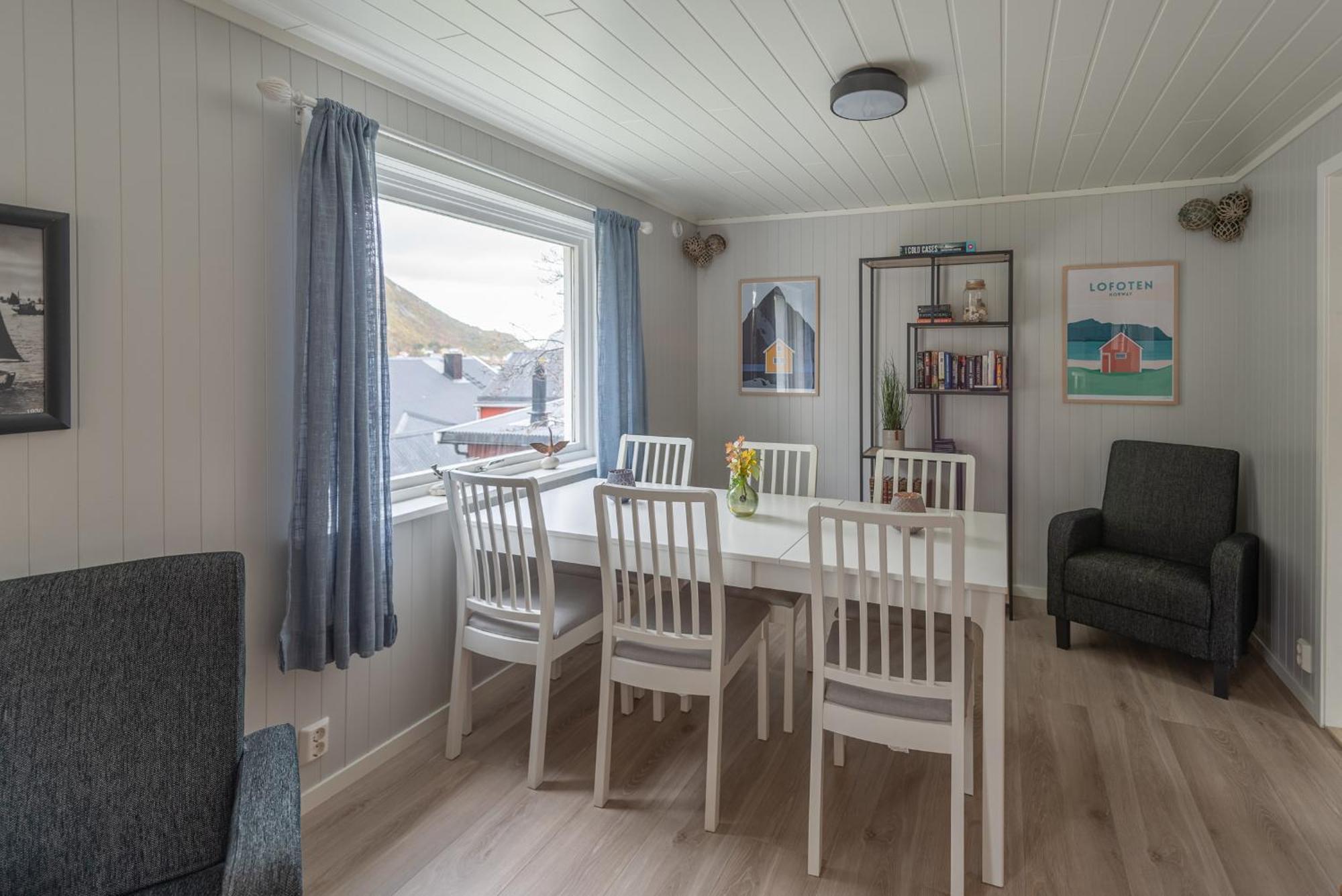 Cozy House By The Fjord In The Heart Of Lofoten Reine Ngoại thất bức ảnh